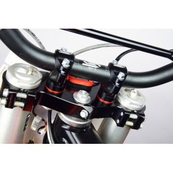SCAR handlebar stems Ø28.6mm +30 to 45mm original fork crown