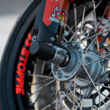 BAC3D Front + Rear Protective Sliders – Motorcycle Wheel Axle