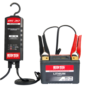 BS BATTERY BS30 Smart Battery Charger - 12V 3A
